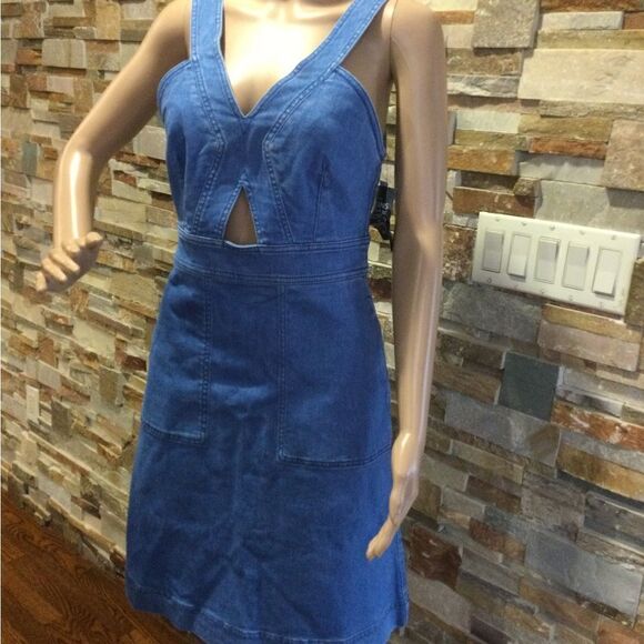 STELLA McCARTNEY Light blue denim keyhole Cutout Sundress W/ Pockets - Picture 2 of 13